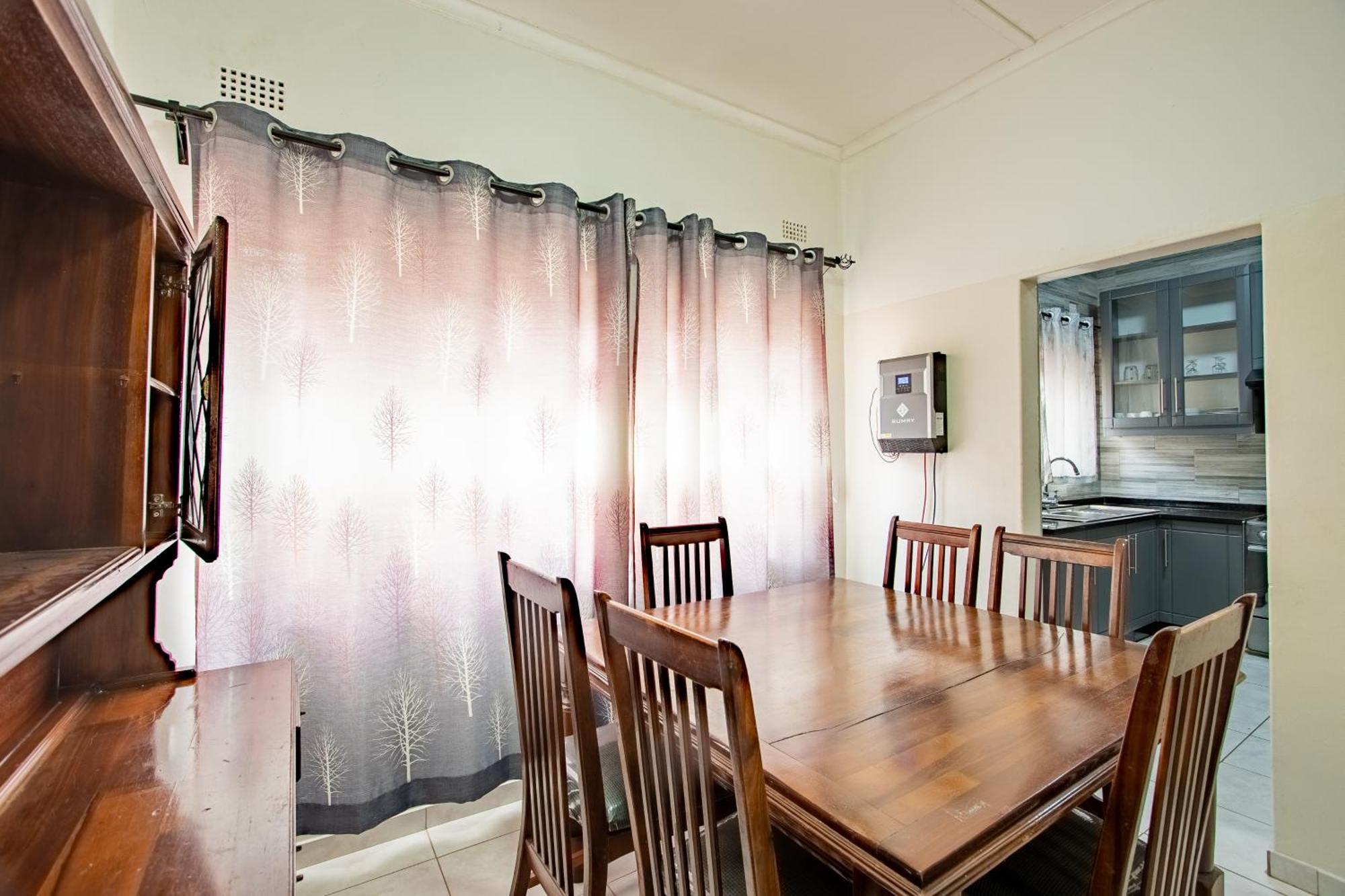Wood Road Guest Lodge Водопад Виктория Экстерьер фото